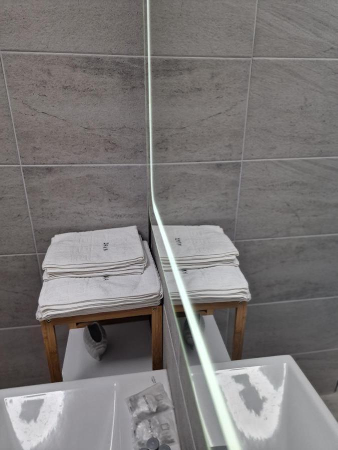 Dava Aparthotel Pool & Spa Mamaia Nord Navodari Bagian luar foto