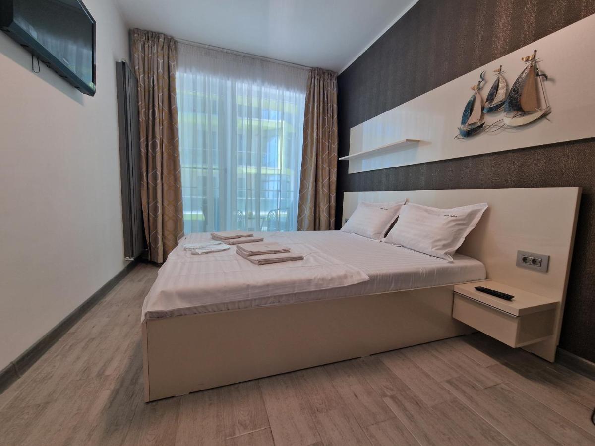 Dava Aparthotel Pool & Spa Mamaia Nord Navodari Bagian luar foto